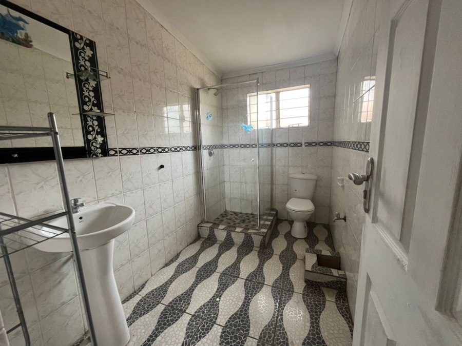 4 Bedroom Property for Sale in Stilfontein Ext 4 North West